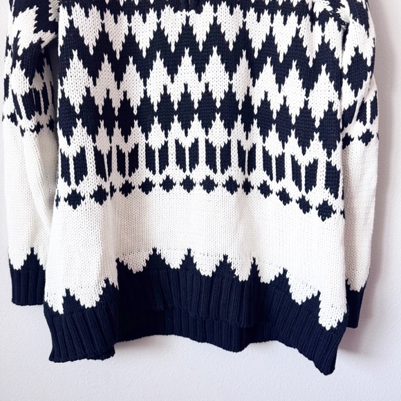 Show Me Your MuMu Sun Valley Black and White Sweater - Picture 6 of 13